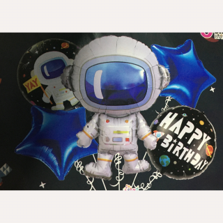 Astronauta, Happy Birthday